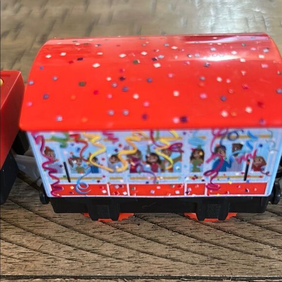 75 Thomas Birthday 🎂 Celebration 🎉 Train 🚂 with party car & drum 🥁 - Picture 5 of 17